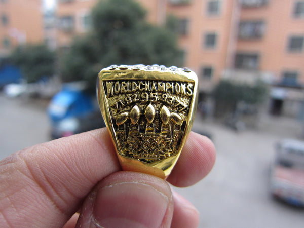 Dallas Cowboys Super Bowl championship rings  (1971,1977, 1992,1993,1995)
