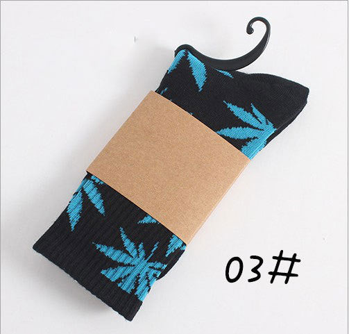GANJA LEAF SOCKS