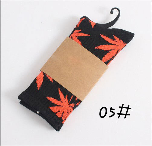GANJA LEAF SOCKS