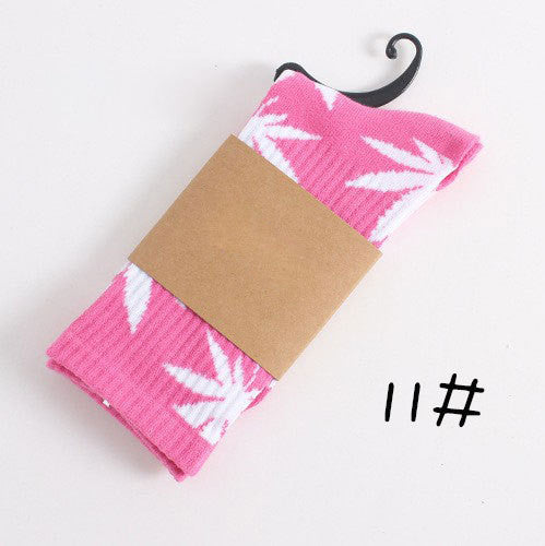 GANJA LEAF SOCKS