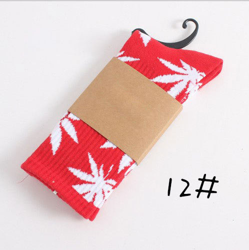 GANJA LEAF SOCKS
