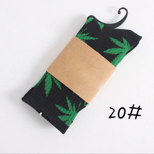 GANJA LEAF SOCKS