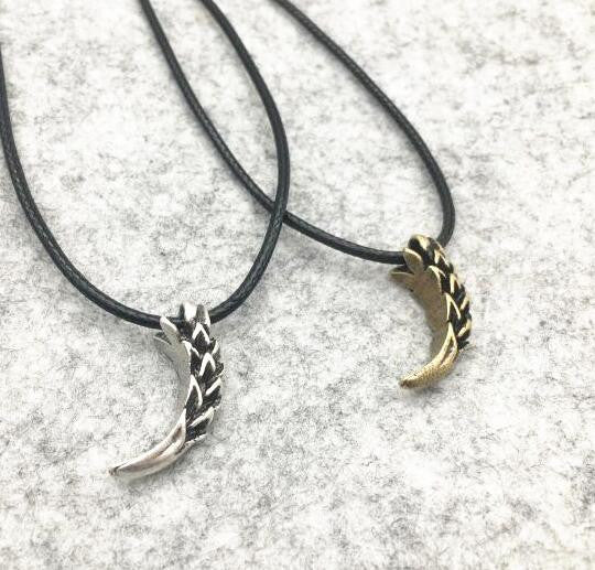 Wolf tooth Necklace (Bronze/Silver)