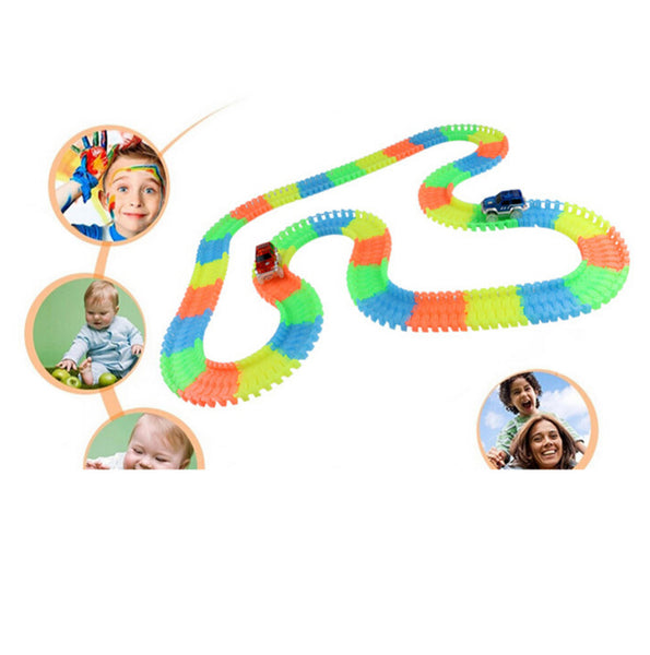'Glow Tracks' Racing Set