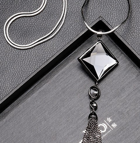 Vintage Geometrical Crystal Pendant