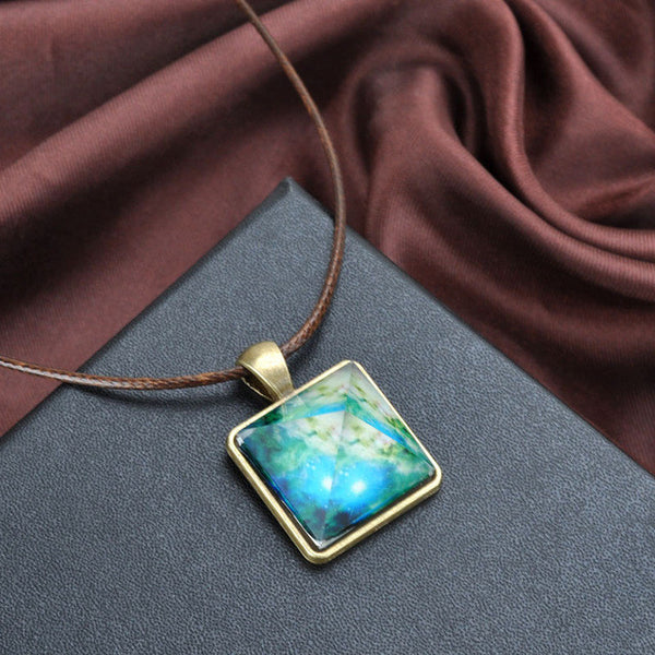 Glowing Stardust Pyramid