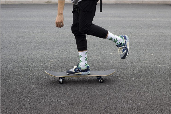 GANJA LEAF SOCKS