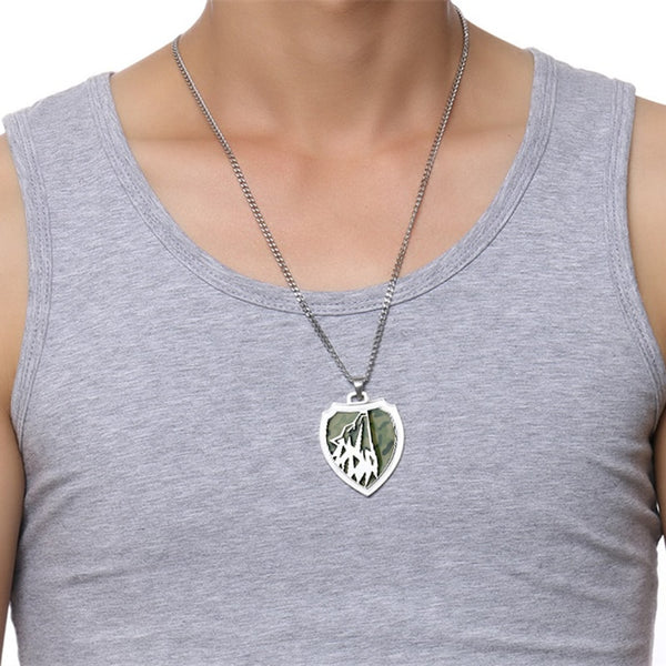 Military Style Wolf Necklace (Free Shipping)