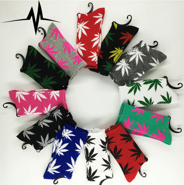 GANJA LEAF SOCKS